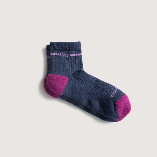 W Single Stripe Midweight Quarter Sock