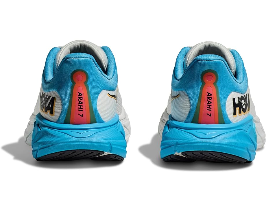 Women's Arahi 7