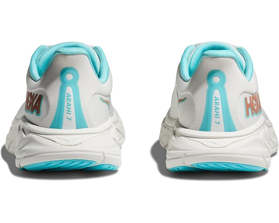 Women's Arahi 7