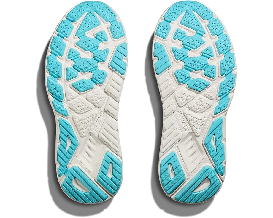 Women's Arahi 7