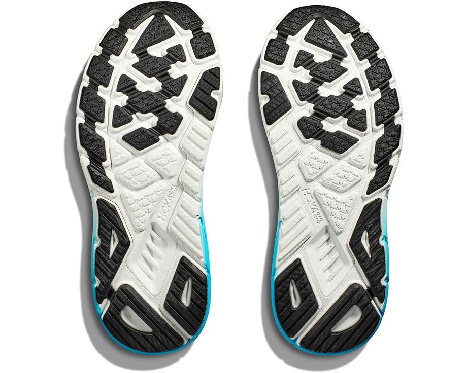 Women's Arahi 7
