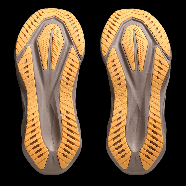 Women's Novablast 5