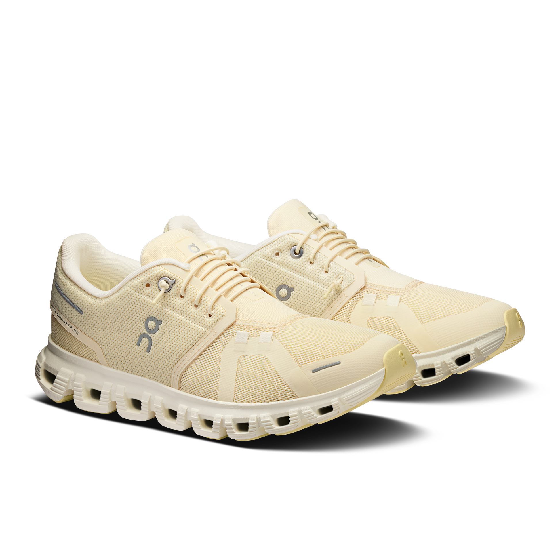 Women's Cloud 6