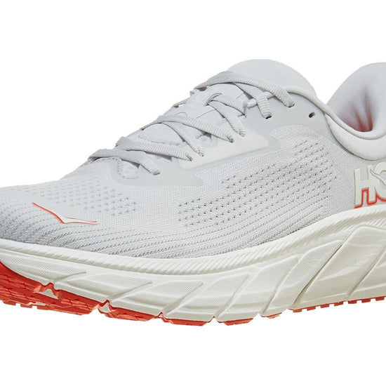 Men's Arahi 7