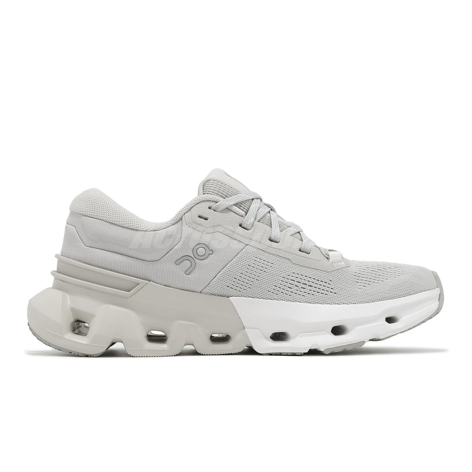 Women's Cloudflyer 5