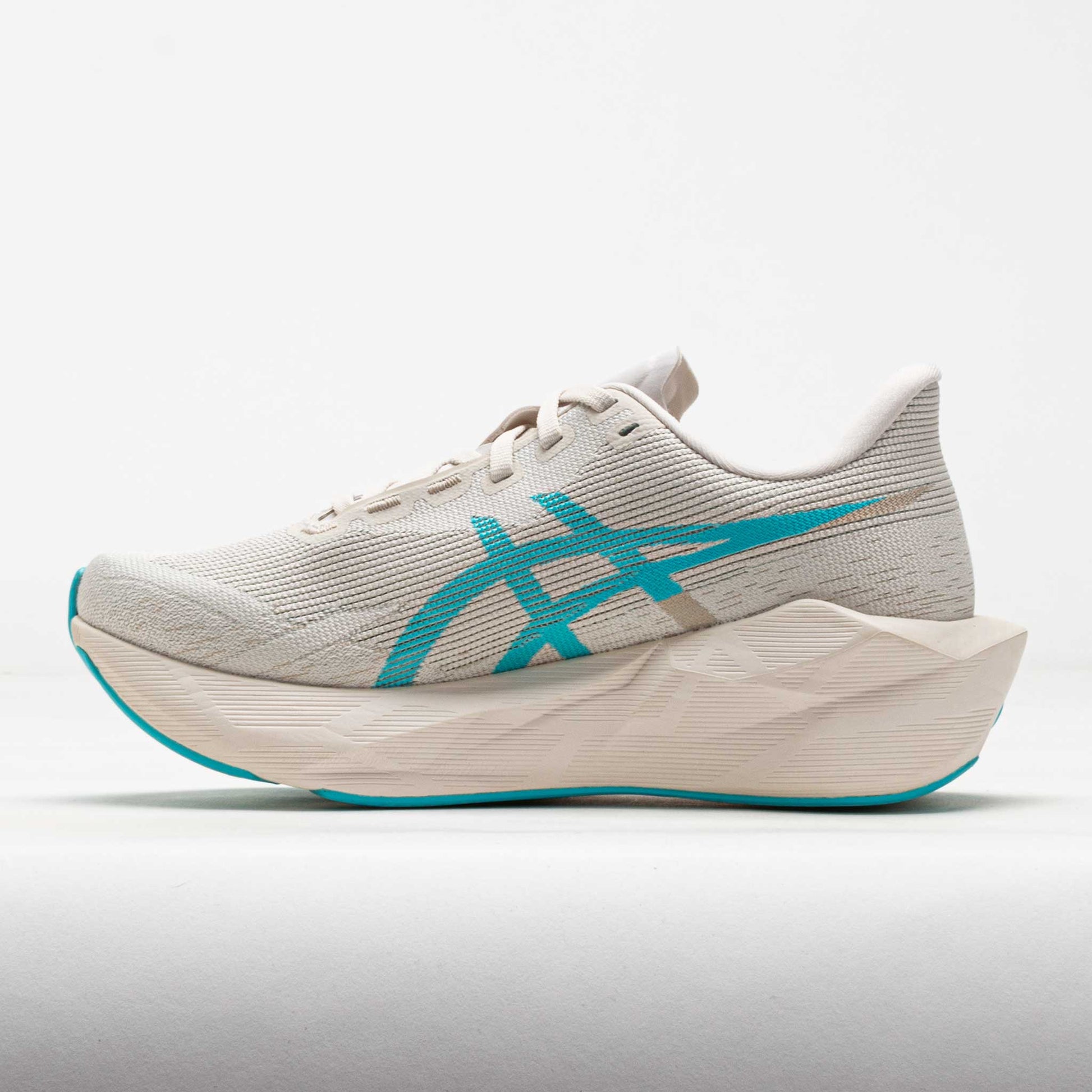 Women's Novablast 6