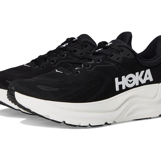 Women's Arahi 8