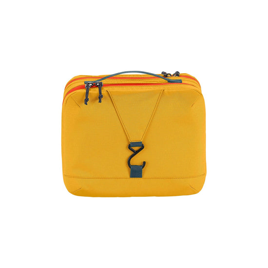 Tri-Fold Toiletry Kit