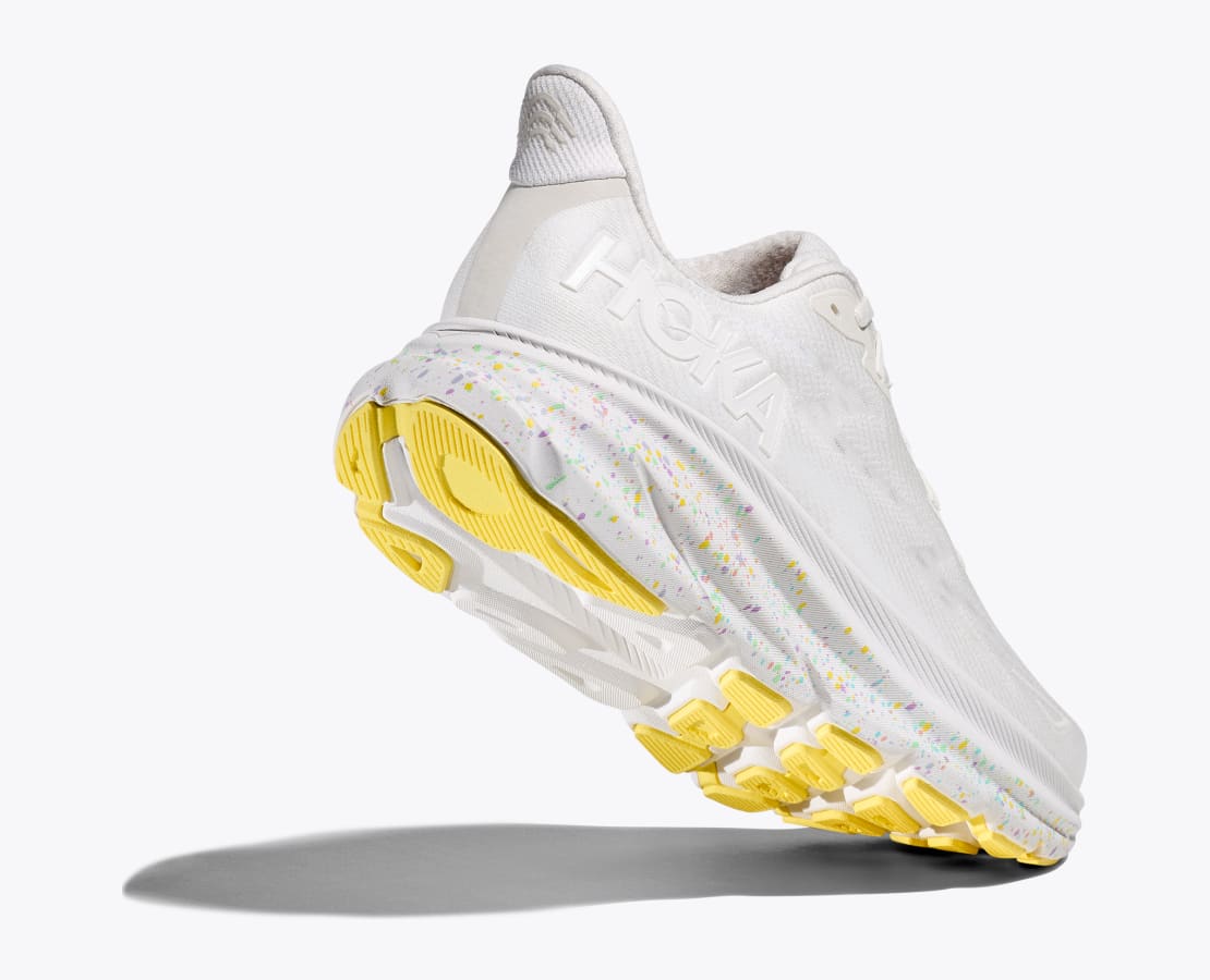 Women's Clifton 9
