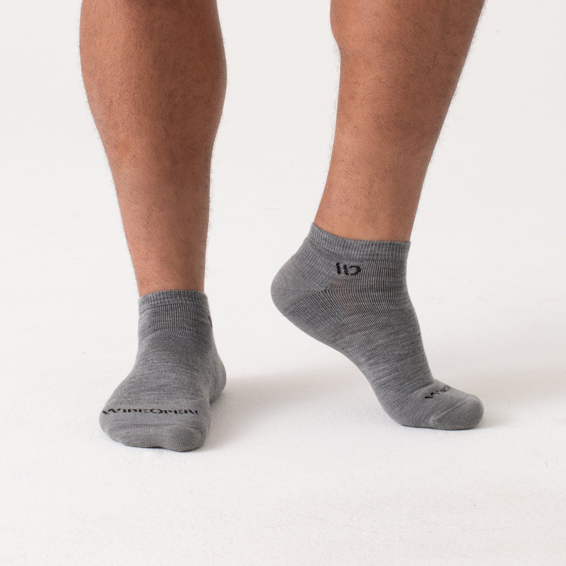 Men's Solid Cushioned No Show Socks