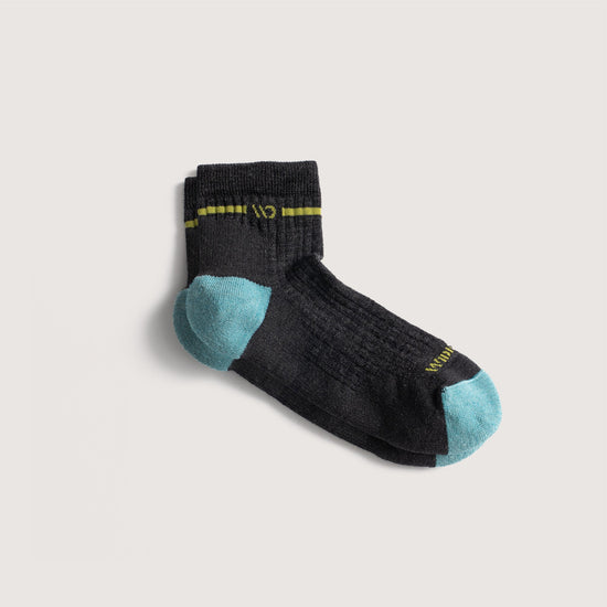 W Single Stripe Midweight Quarter Sock