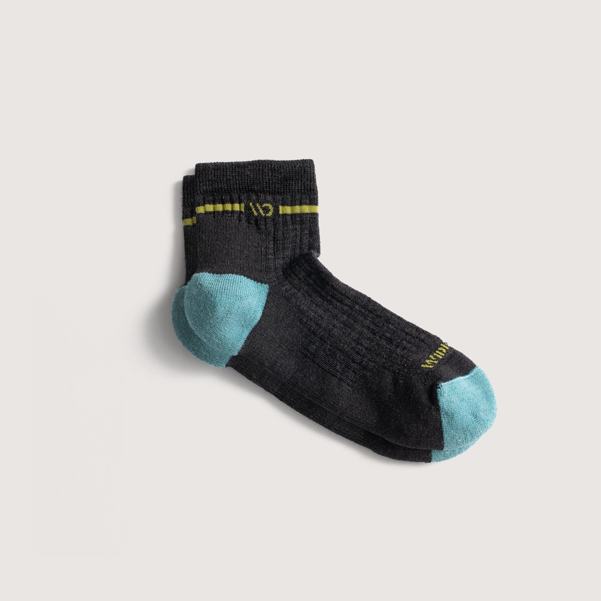 W Single Stripe Midweight Quarter Sock
