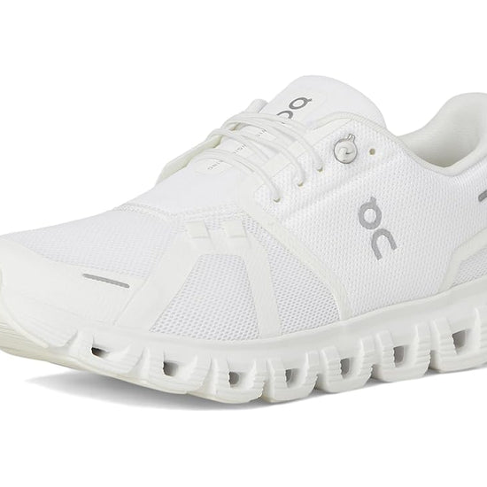 Women's Cloud 6