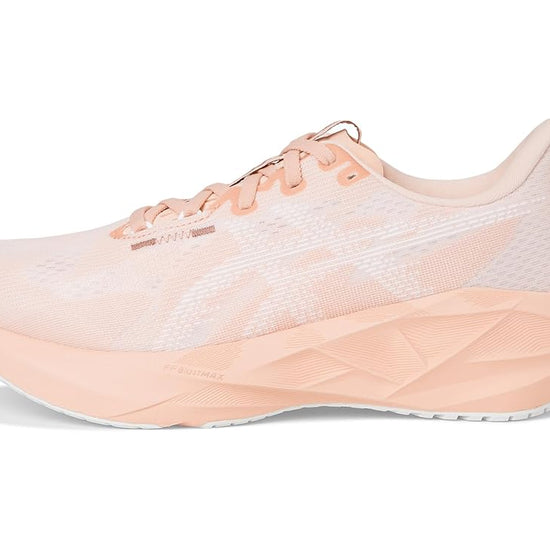 Women's Novablast 5