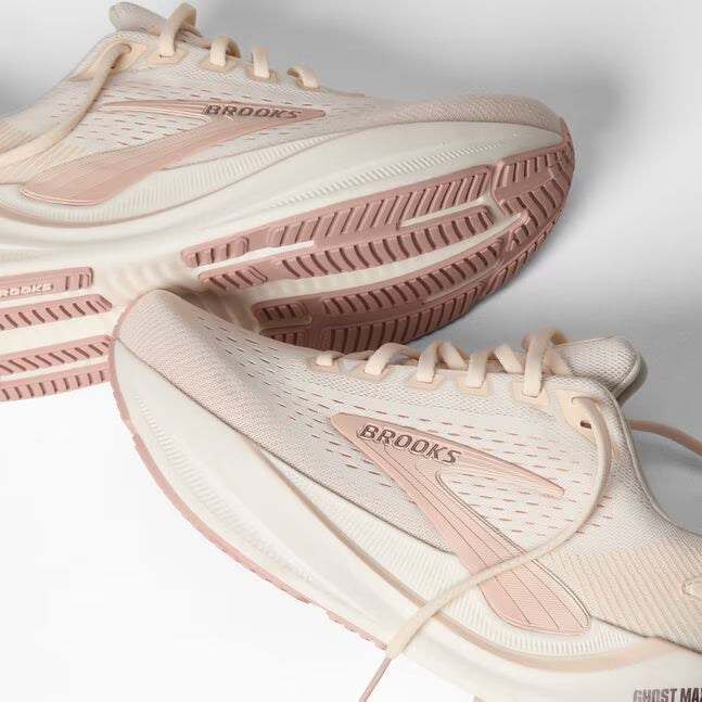 Women's Ghost Max 4