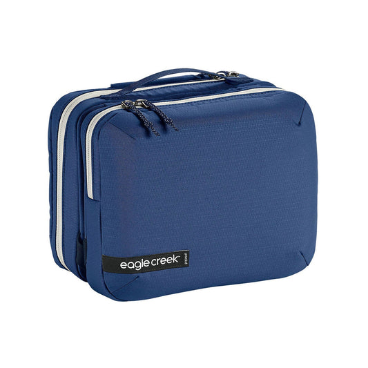 Tri-Fold Toiletry Kit